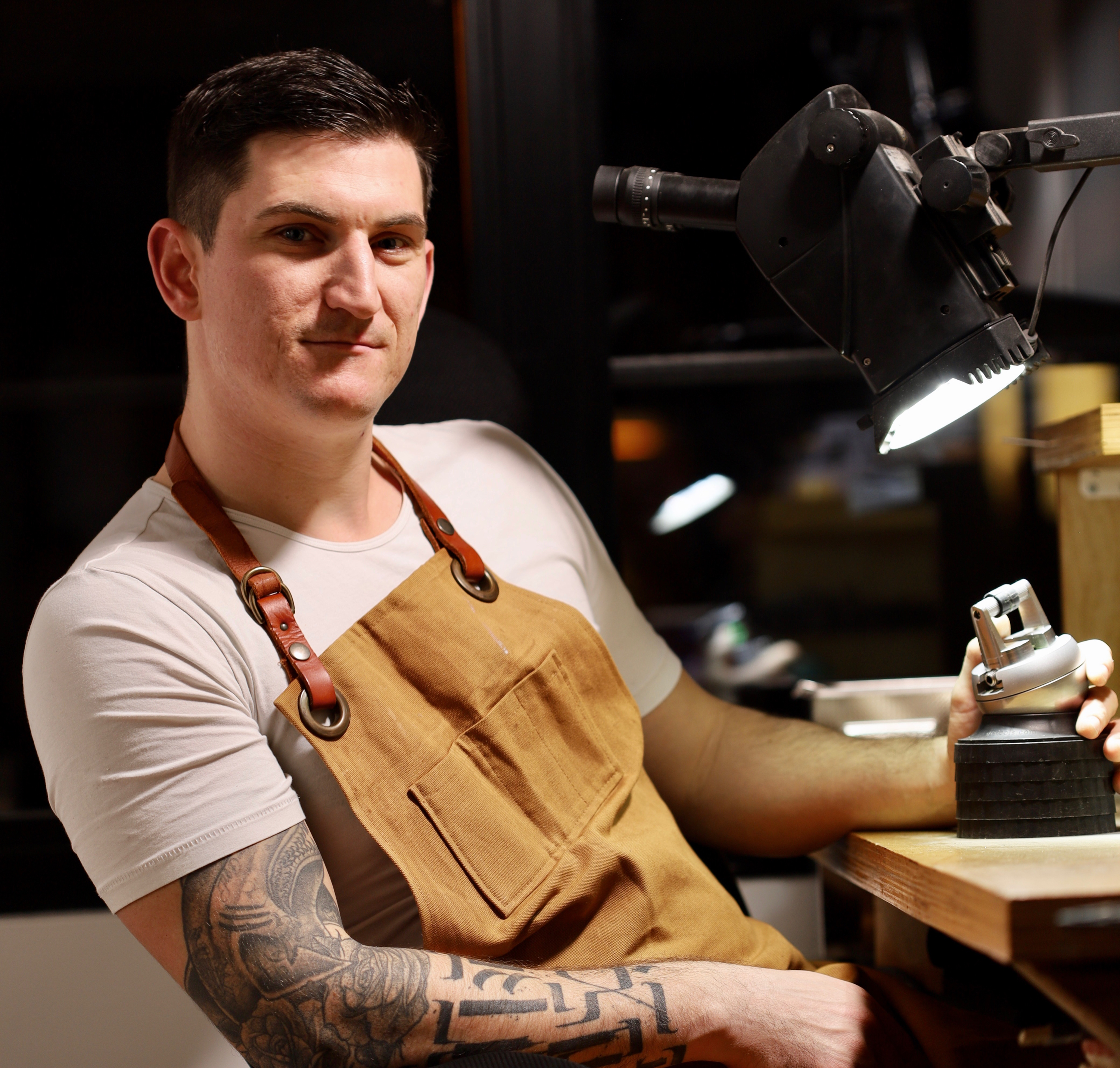 Fine jewellery setting work